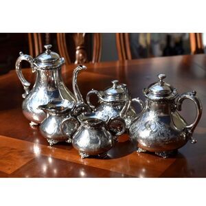 Victorian Meriden B Company Silverplate Tea Set - Complete 5 Pieces Pattern 2023